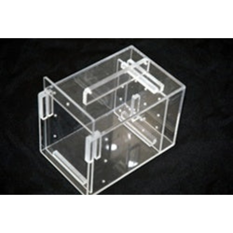 Acrylic Fish & Pest Trap - 9" x 5" x 6" Quarantine Acclimation Container